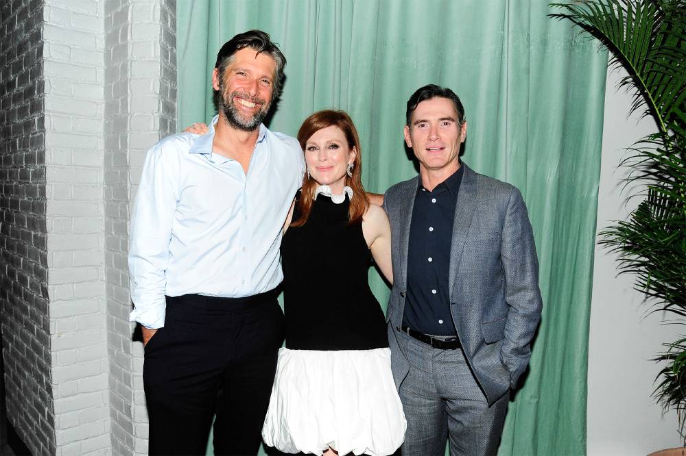 Online VIP Julianne Moore and husband Bart Freundlich