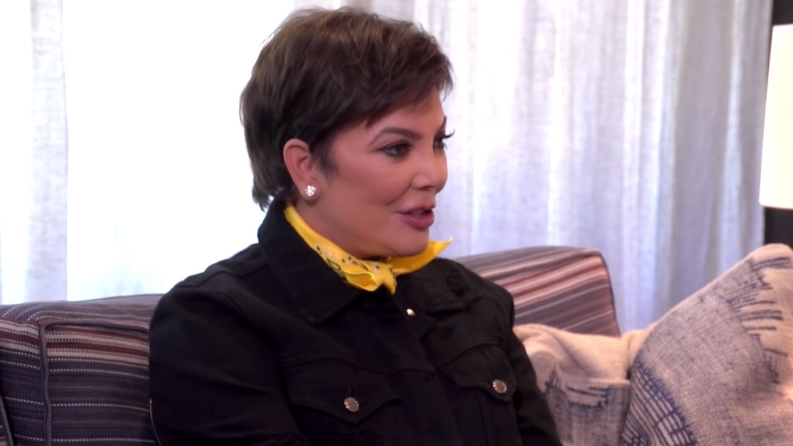 Kris Jenner Calls Family Meeting During Vacation: All of Us Have a 'Small to Medium Sized Issue With Each Other'