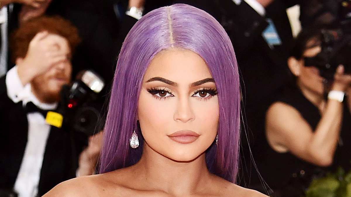Kylie Jenner Shows Off Bar Room in Mini House Tour: Watch