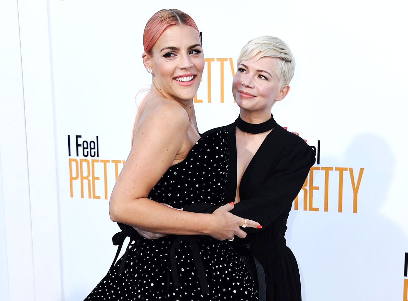 Michelle Williams Busy Philipps Daughters Call Each Other God Sisters