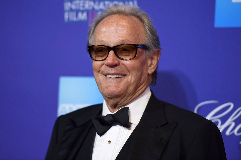 [Image: Peter-Fonda-Dead-1.jpg?w=800]