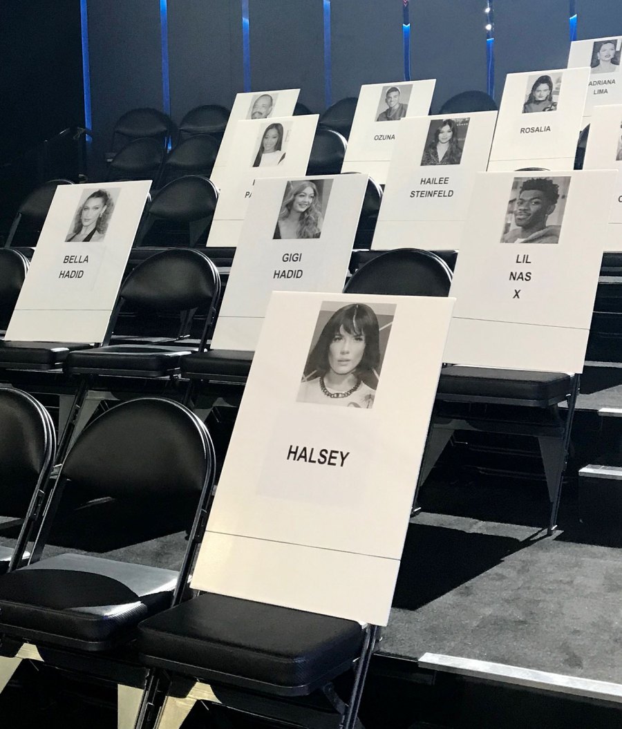 Bella Hadid, Gigi Hadid, Halsey Seating Cards 2019 MTV VMAs Seating