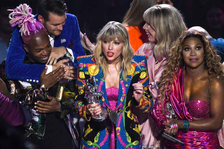 Taylor Swift Empowering Quotes