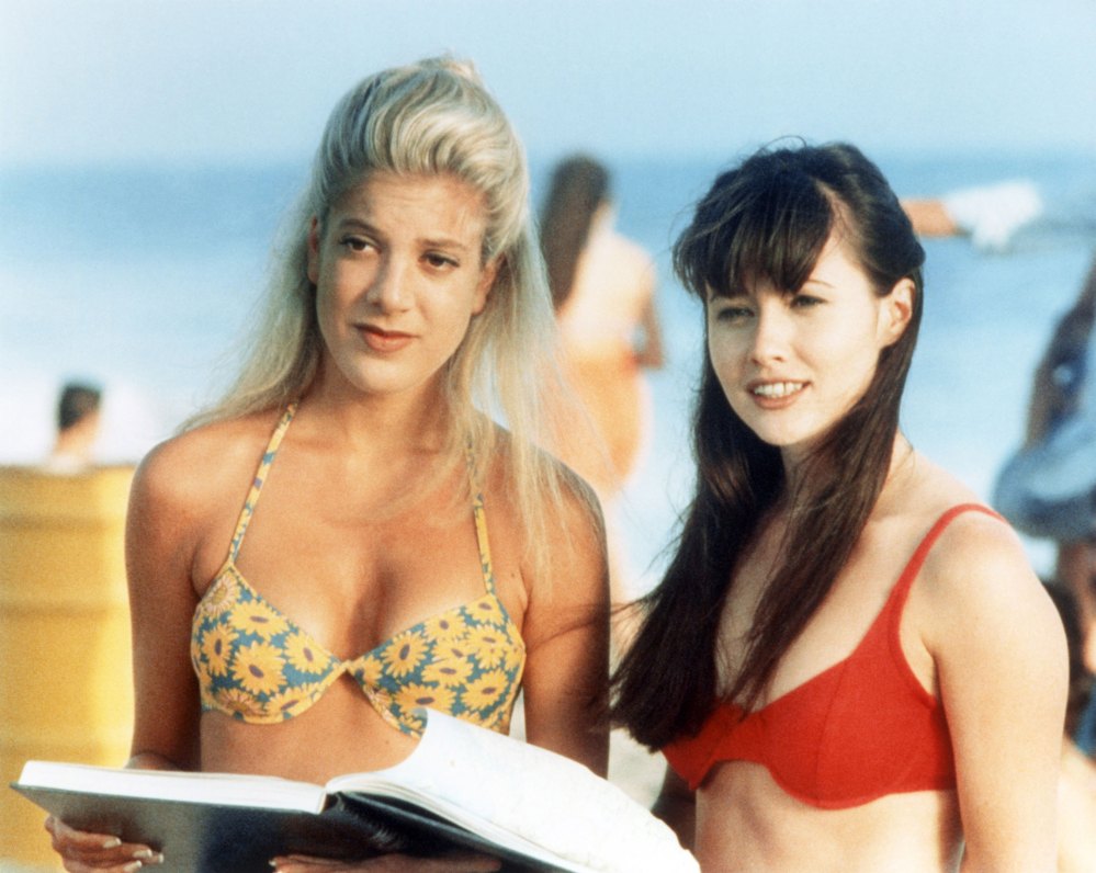 Tori Spelling and Shannon Doherty on Beverly Hills: 90210
