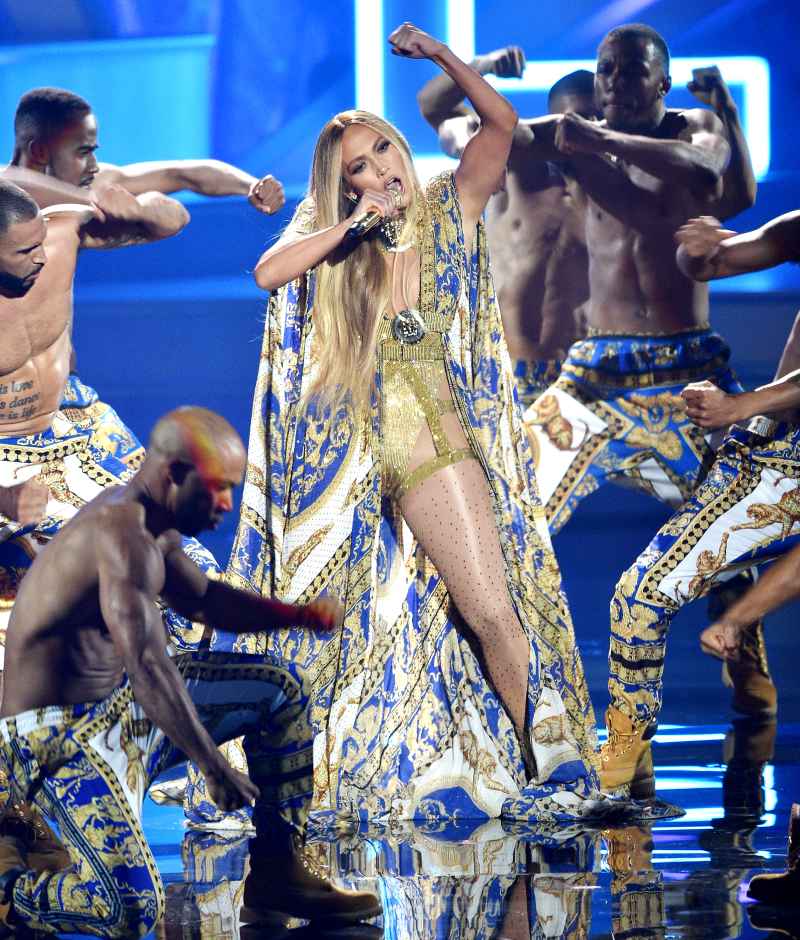 VMA’s Wildest Moments J. Lo’s Historic Performance