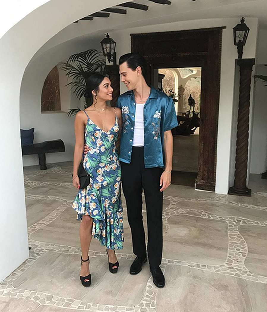 Vanessa Hudgens Austin Butler Matching Outfits Instagram August 20, 2019
