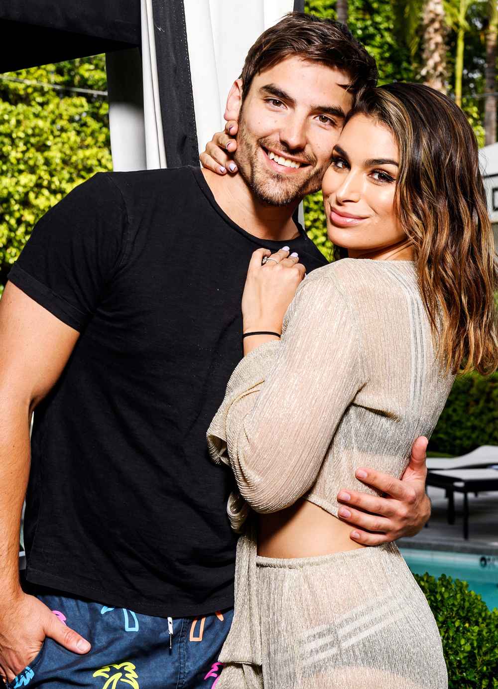 This Is What Ashley Iaconetti Jared Haibon Gave Wedding Guests