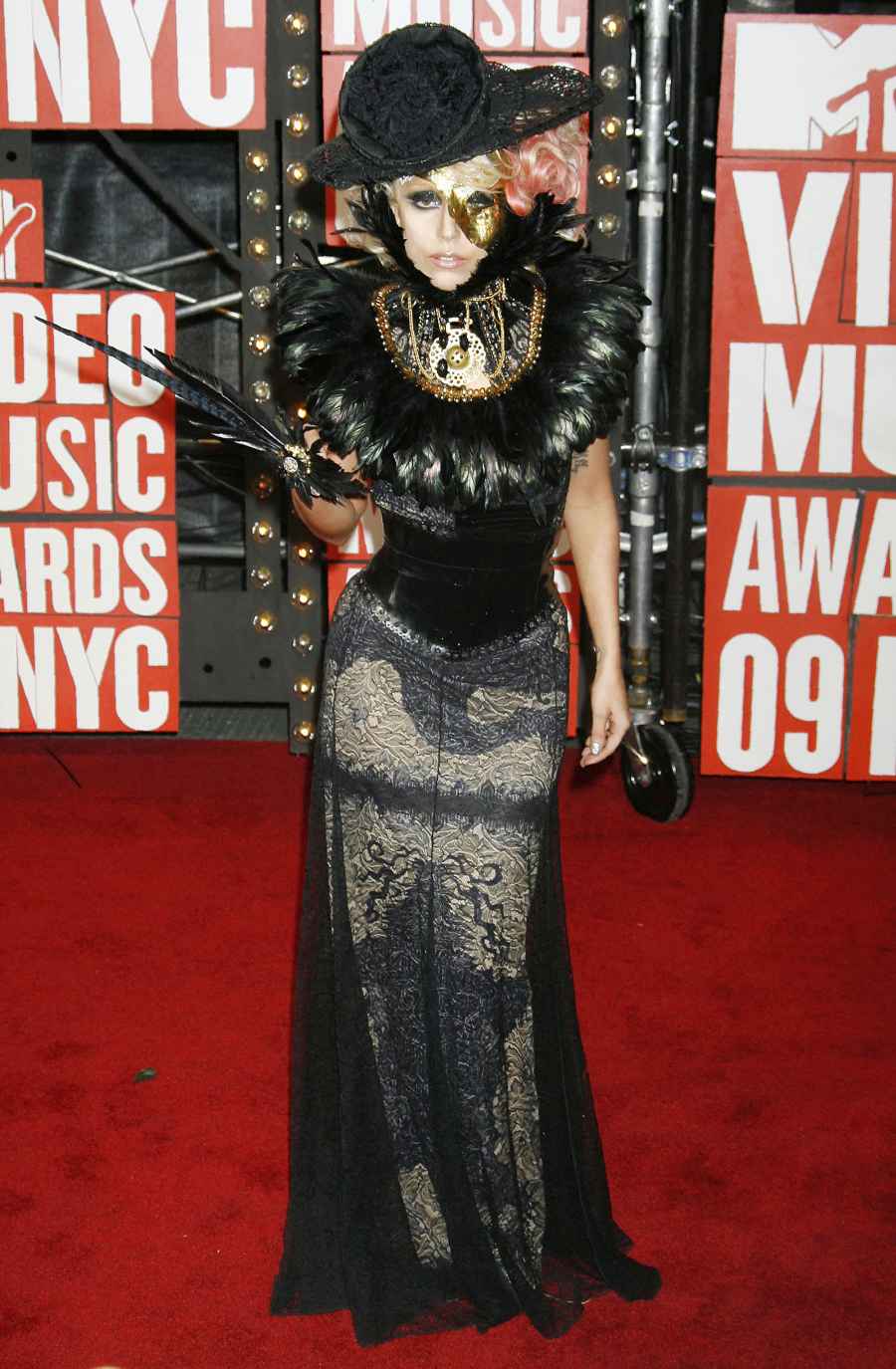 Wildest VMA Looks - Lady Gaga, 2009