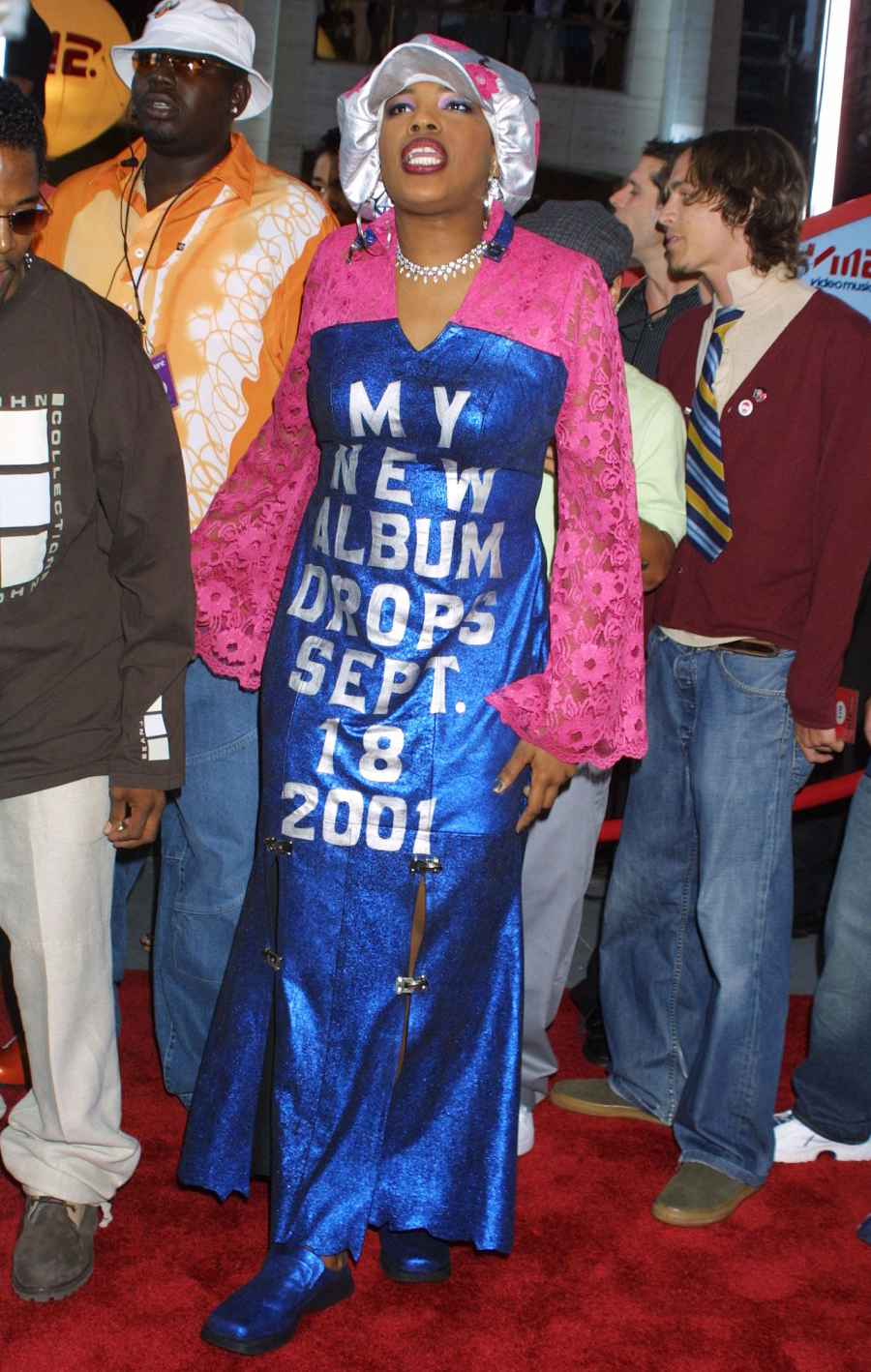 Wildest VMA Looks - Macy Gray, 2001