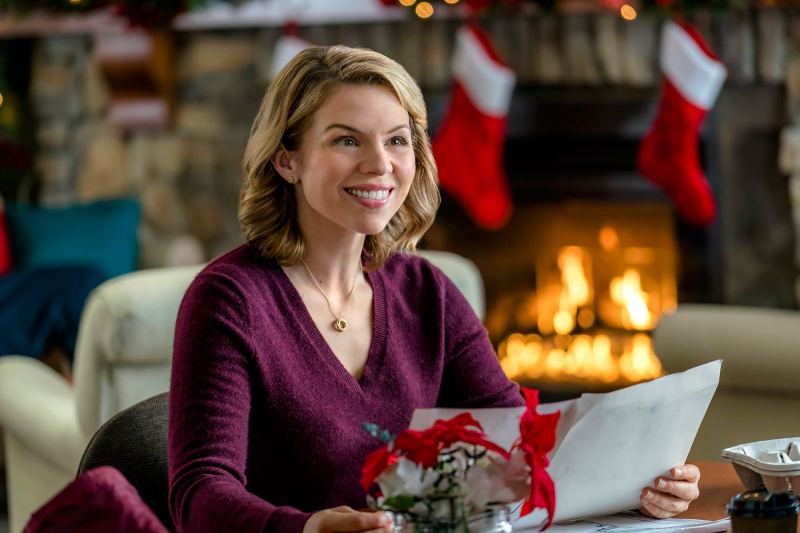 Ali Liebert A Gift to Remember Hallmark Movies Christmas Gallery