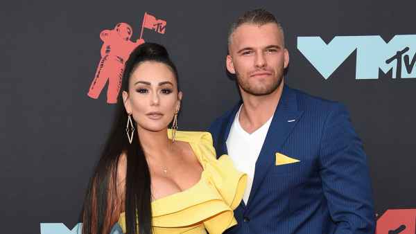 Jenni ‘JWoww’ Farley With Boyfriend Zack Carpinello