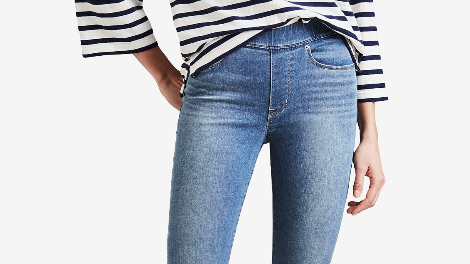 Levi's Skinny Perfectly Slimming Pull-On Jeggings Light Wash