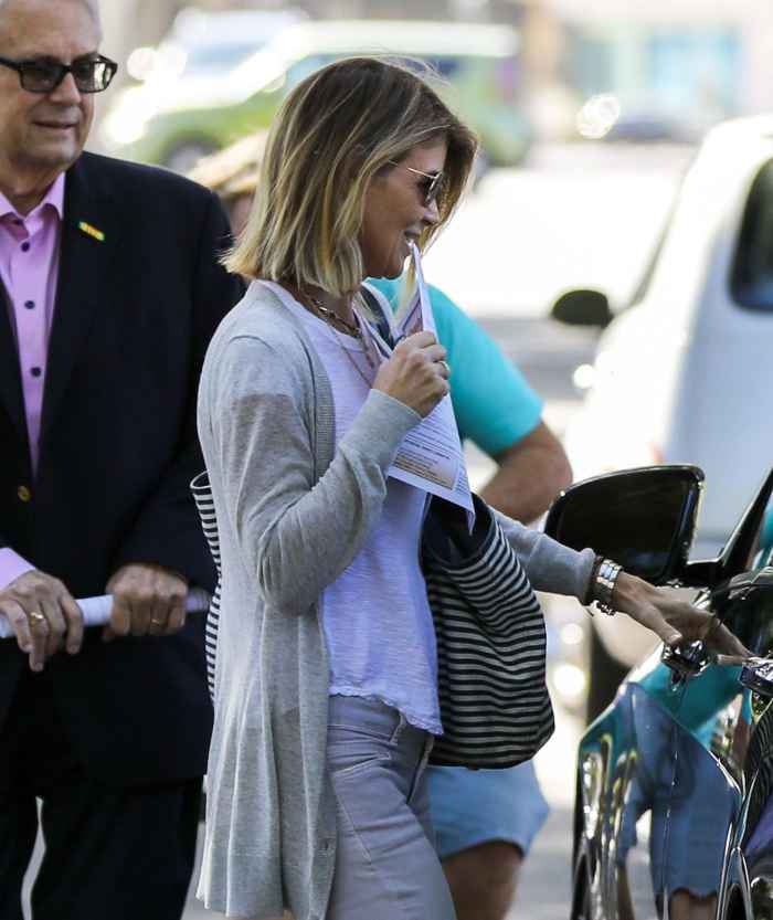 Lori Loughlin Goes to Church Without Mossimo Giannulli Amid Marital Problems