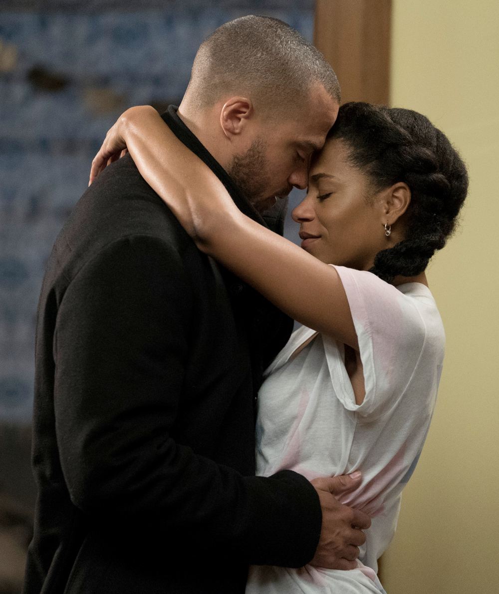 Maggie-Panics-Trying-to-Find-Jackson-Grey's-Anatomy