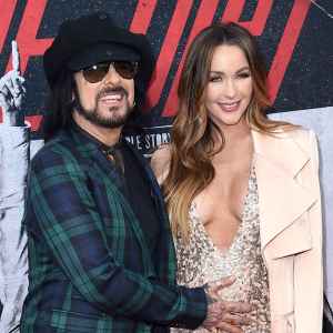 Nikki Sixx, Courtney Bingham First Look at Daughter