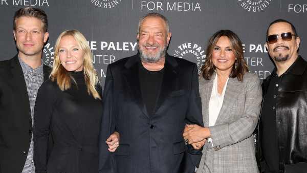 Peter Scanavino, Kelli Giddish, Dick Wolf, Mariska Hargitay, Ice-T Law and Order SVU 21st Season