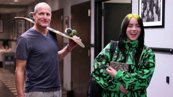SNL 45x01 Recap Woody Harrelson Billie Eilish