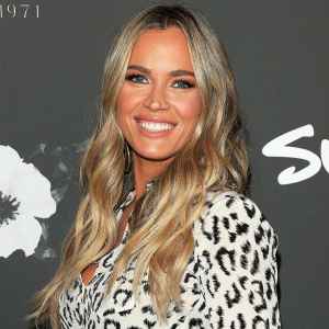 Teddi Mellencamp Shares Topless Baby Bump Selfie