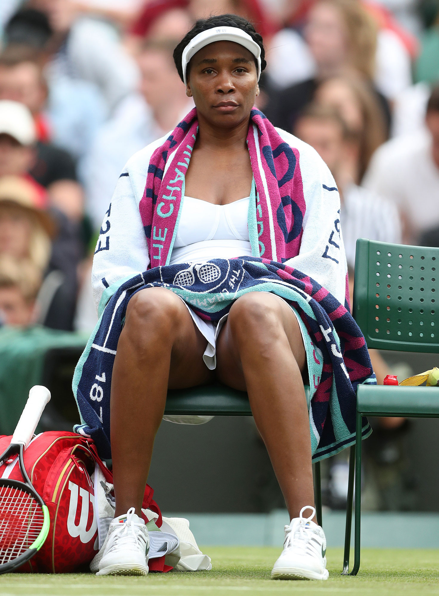 Venus Williams Sitting Dejected Man Sues Car Crash