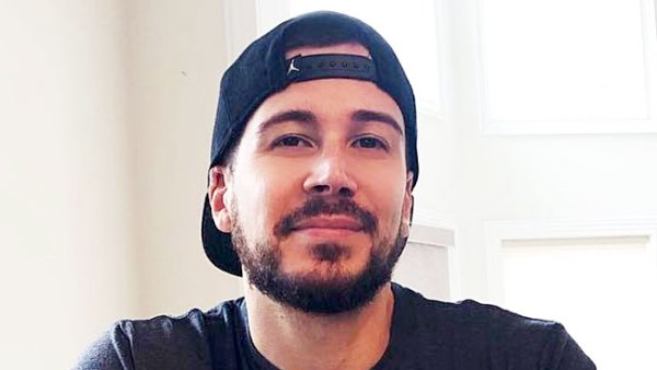 Vinny Guadagnino Shows Crazy Abs and Tan in New Keto Diet After Pic