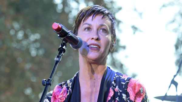 Alanis Morissette Postpartum Depression