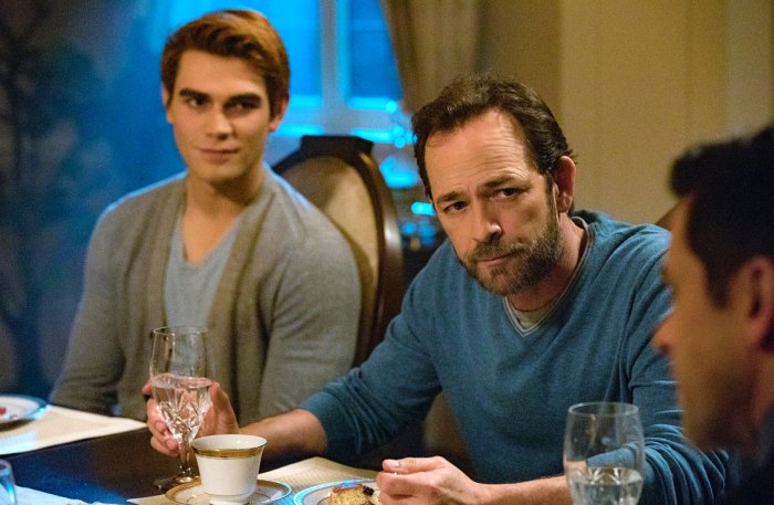 Riverdale Cast Reflect Retelling Our Own Grief Luke Perry Tribute