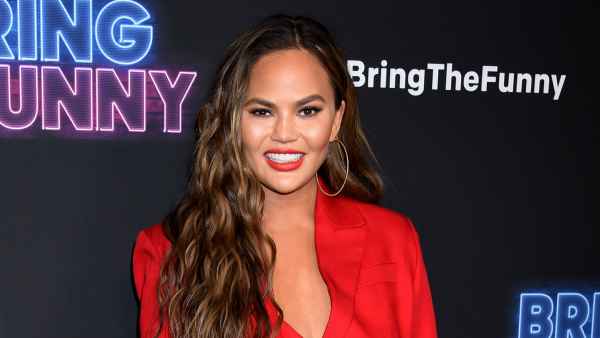 Chrissy Teigen's Cravings Website to Launch