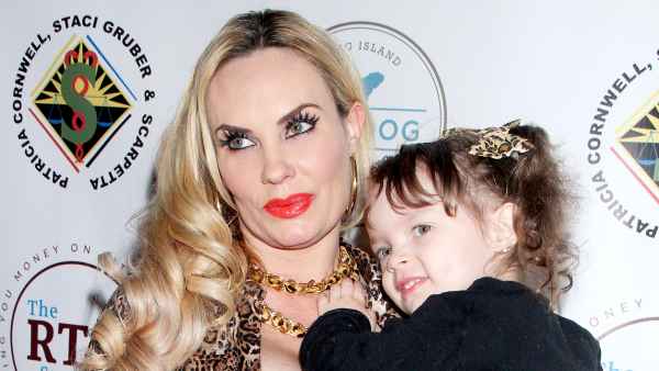 Coco-Austin-daughter-entertains