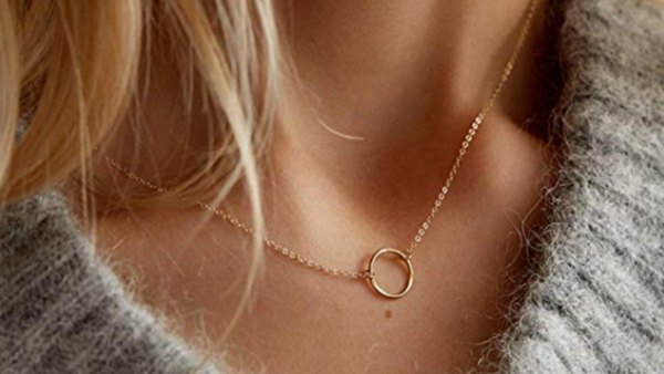 Dainty-Necklace-Set-Amazon