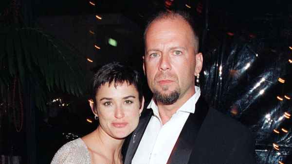Demi-Moore-and-Bruce-Willis-1997