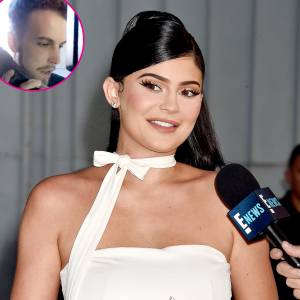 Flight-Attendant-Wakes-Passengers-With-Kylie-Jenner-Rise-and-Shine