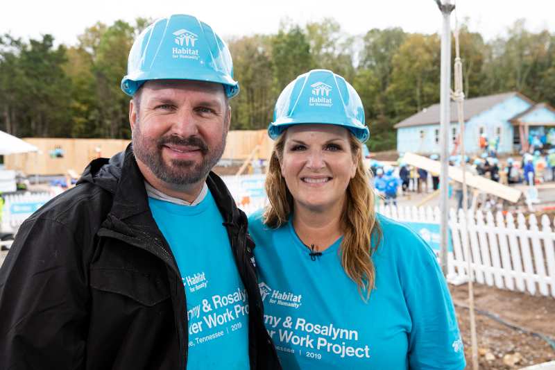 Garth Brooks Gushes Over Trisha Yearwood