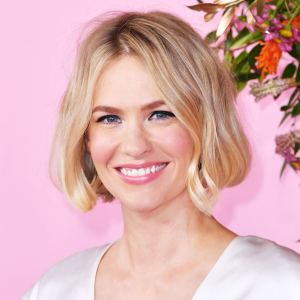 January Jones Rocks 90s Lipliner
