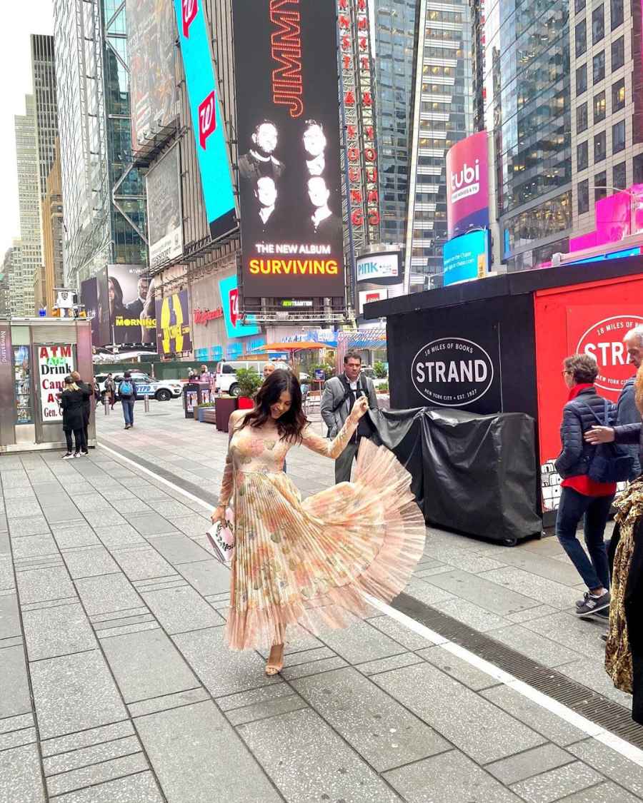 Jenna Dewan Book Tour Times Square
