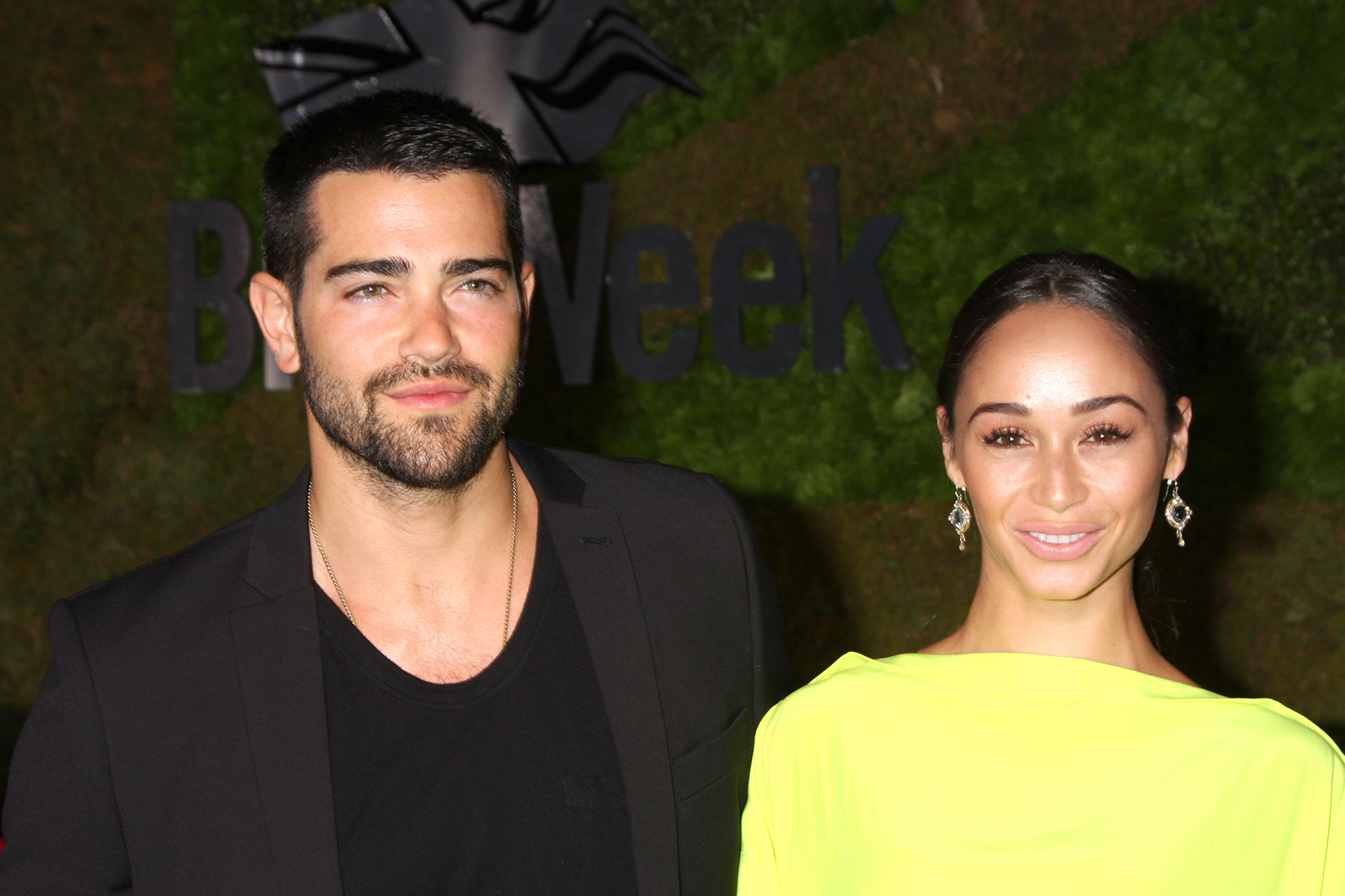 Jesse-Metcalfe-Cara-Santana
