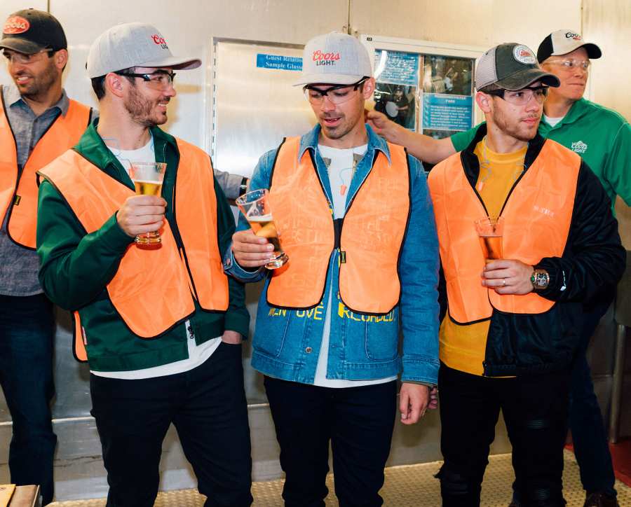 Jonas Brothers Bros Kevin Jonas, Joe Jonas and Nick Jonas Coors Light Beer Orange Safety Vest