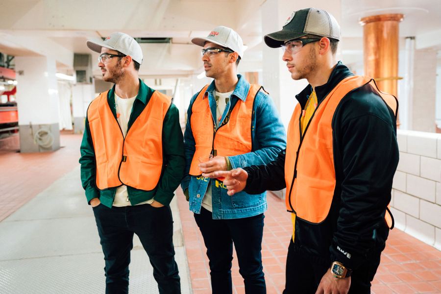 Jonas Brothers Bros Kevin Jonas, Joe Jonas and Nick Jonas Coors Light Beer Orange Safety Vest
