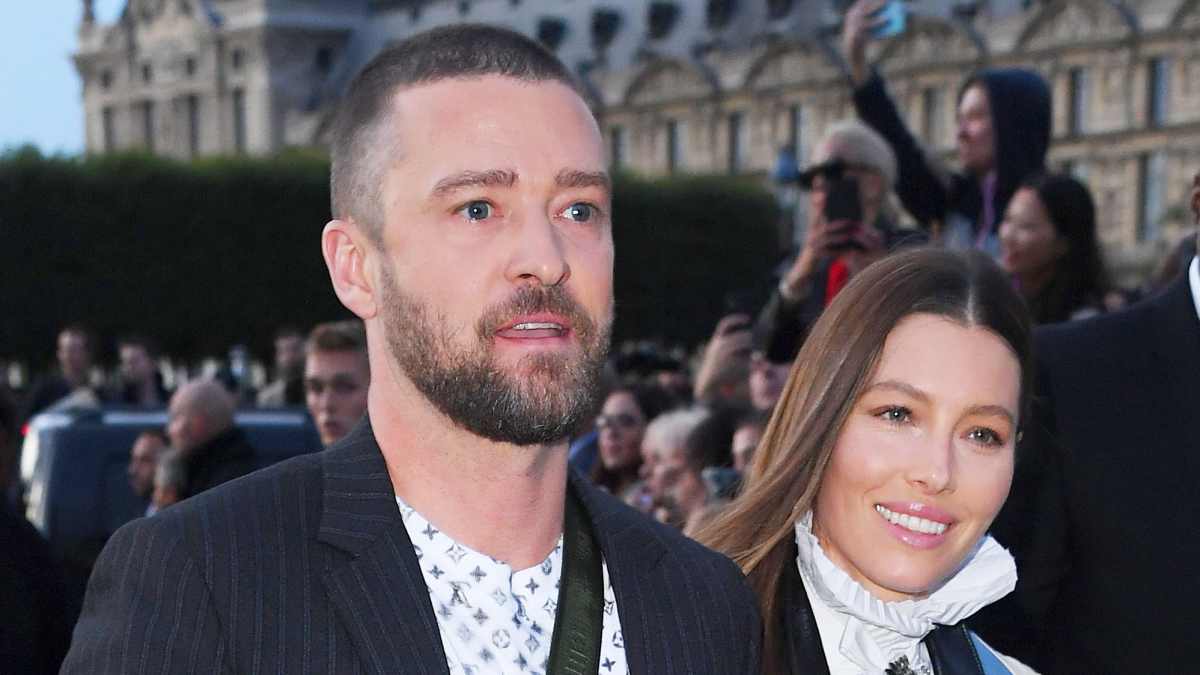 Justin Timberlake Grabbed by Famous Prankster at Paris Event