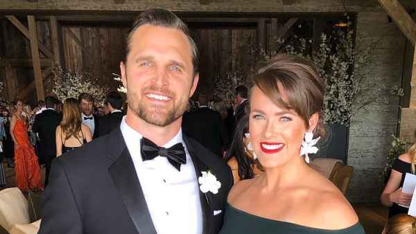 Kara-Keough-Kyle-Bosworth-expecting