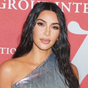 Kim Kardashian Gets An Emergency Haircut