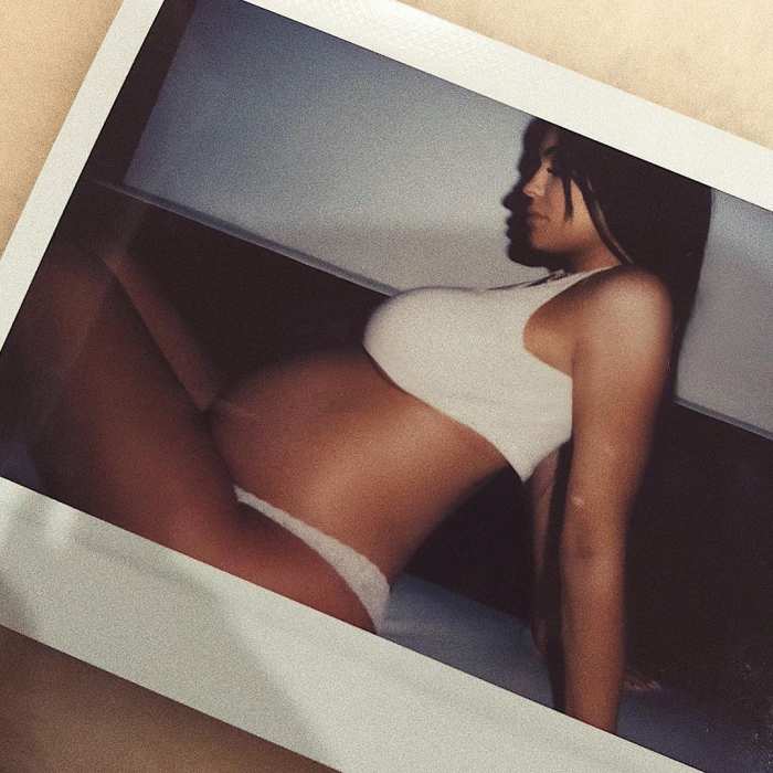 Kylie Jenner Shares Throwback Pregnancy Pic