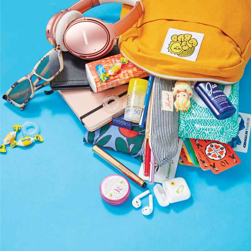 Lauren Lapkus: What's in My Bag?