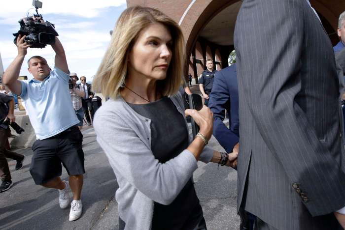 Lori Loughlin New Bribery Charges Court
