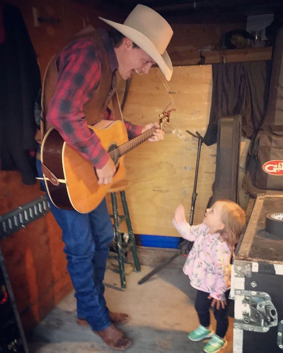 Ned LeDoux’s 2-Year-Old Daughter Dies at Home