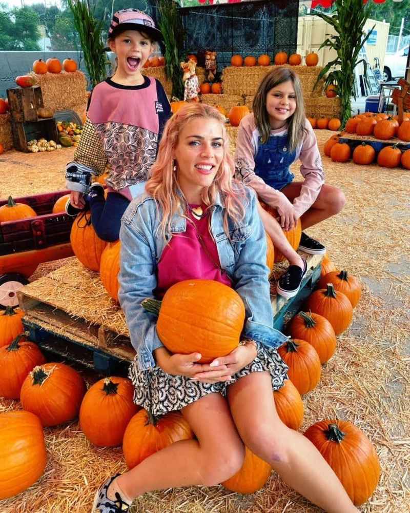 Celebrities Visit Pumpkin Patches Busy Philipps