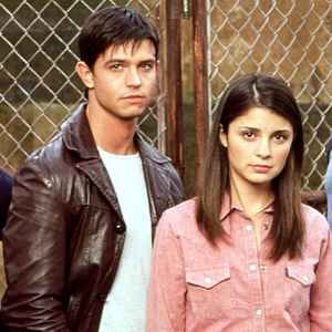 Katherine Heigl Shiri Appleby Brandan Fehr Roswell Original Star Jason Behr Joins Reboot Roswell New Mexico