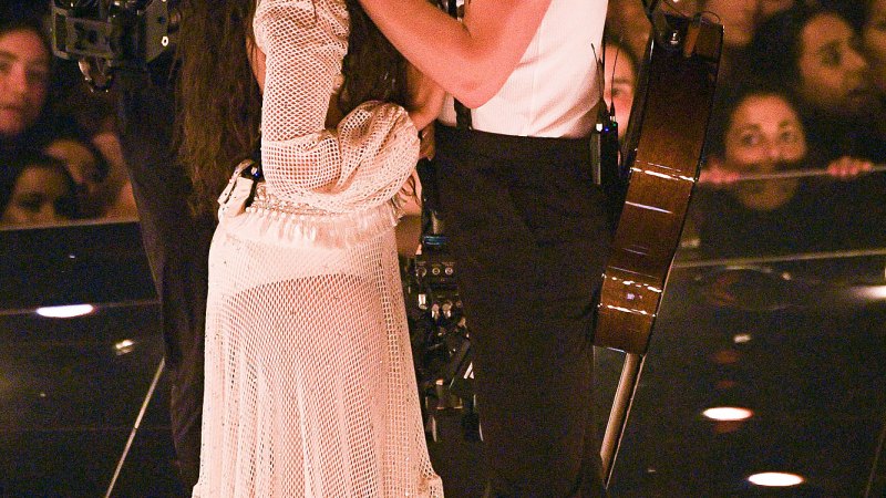 Shawn Mendes Camila Cabello relationship timeline 3