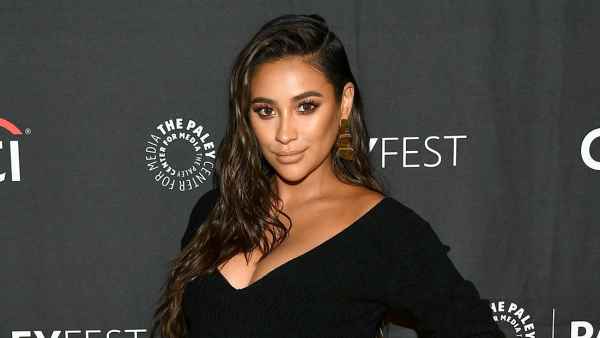 Shay Mitchell Gives Inside Look at Baby Girl’s Labor and Delivery
