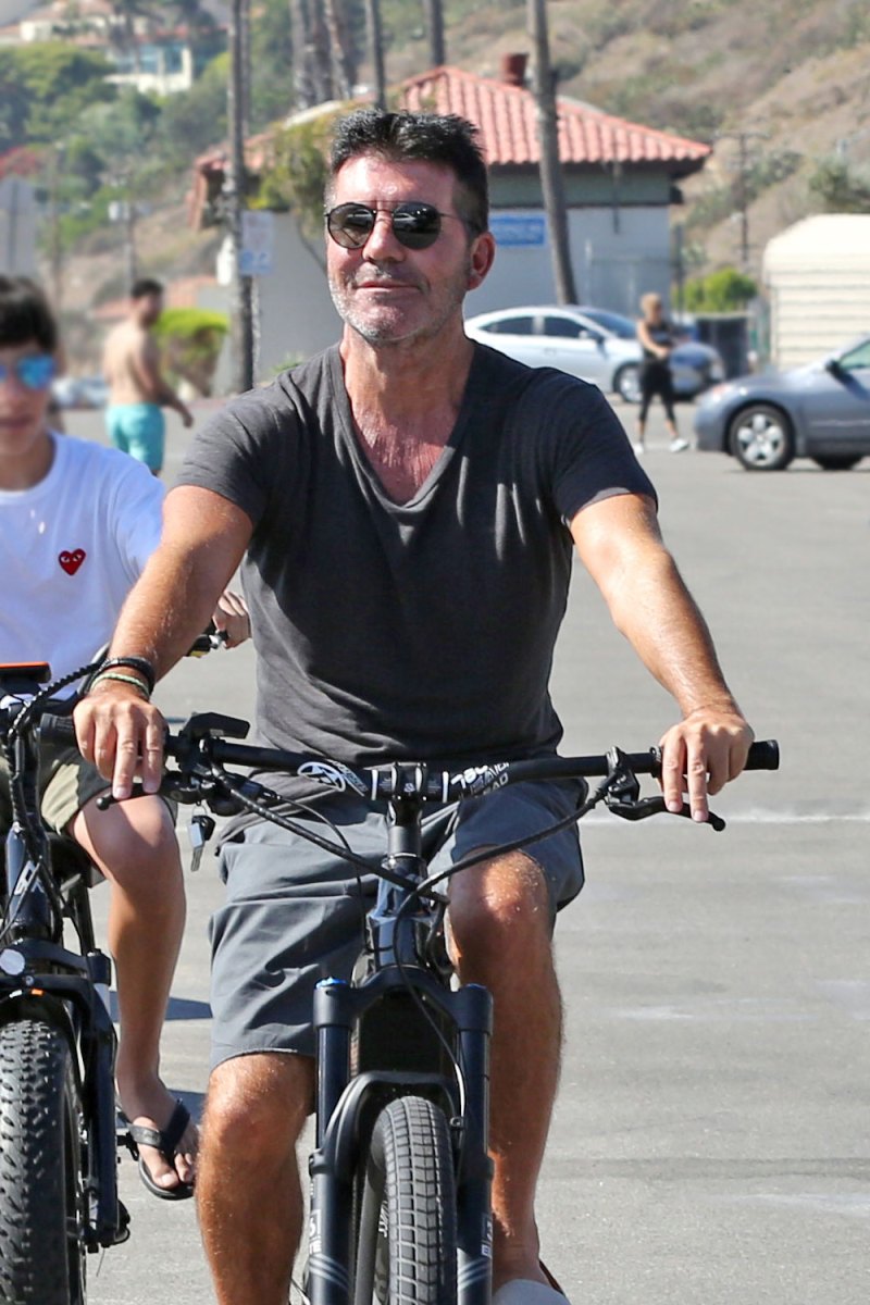 Simon Cowell-Celebrities on Bicycles! See Hollywood’s Pedal Pushers Ride Through the Streets