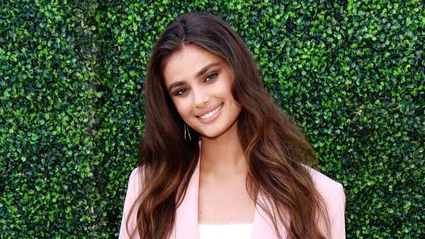 Taylor Hill Talks Struggling With Acne